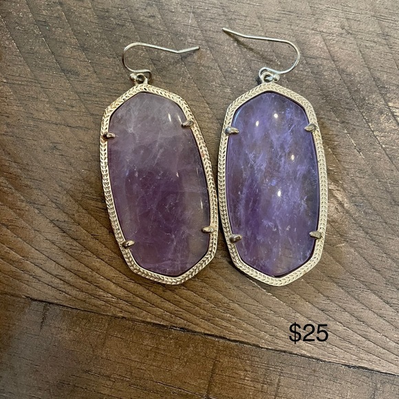 Kendra Scott Jewelry - Danielle Kendra Scott earings